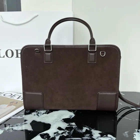 Loewe Amazona Dark بني Top Handle