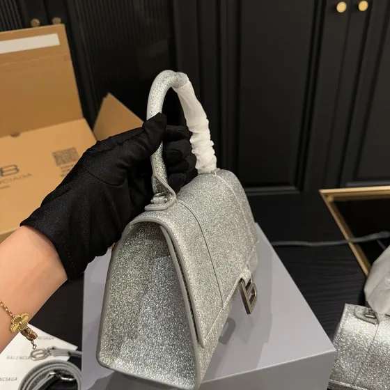 Balenciaga Hourglass Top Handle Bag فضي Top Handle