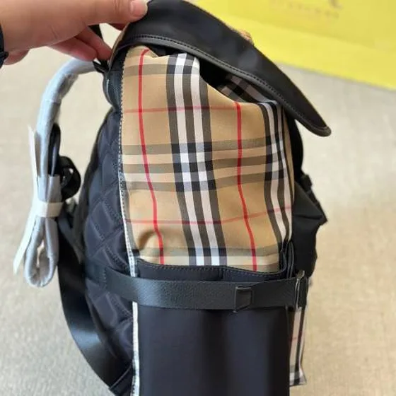 Burberry Archive Beige Check Black everyday