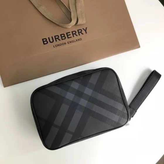 Burberry Negro Check 22 5 x 5 x 15cm everyday