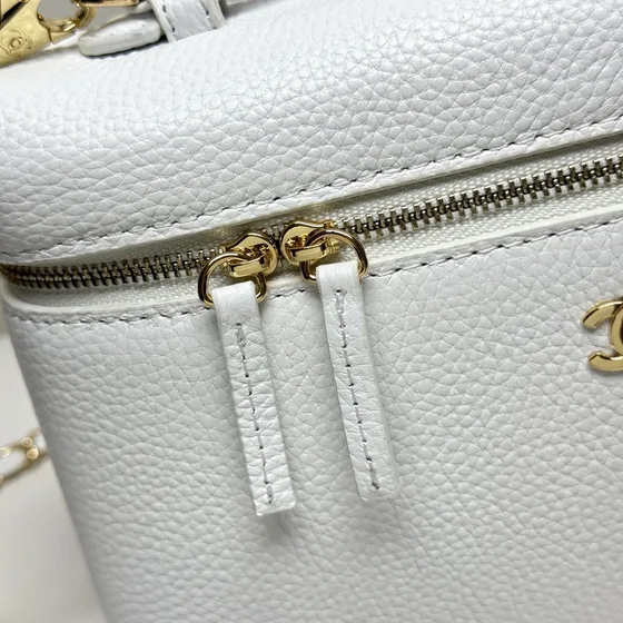 Chanel Vanity Case Putih Vanity