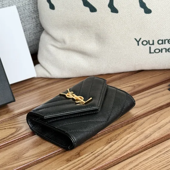 YSL Cassandre Matelassé Compact Tri Fold Wallet أسود Wallet