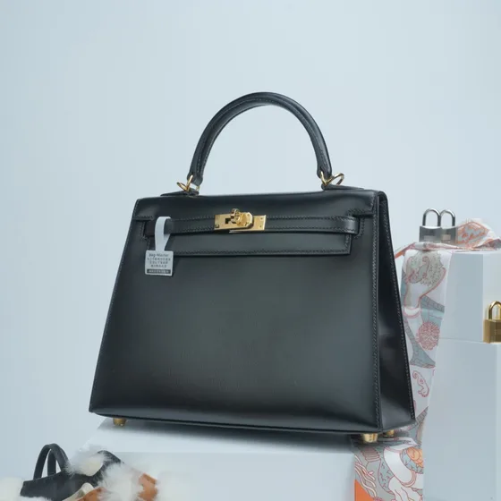 Hermes Kelly أسود Top Handle