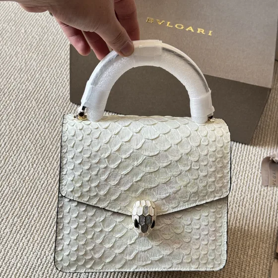 Bvlgari Serpenti Forever Topphandtag Bag Vit Topphandtag