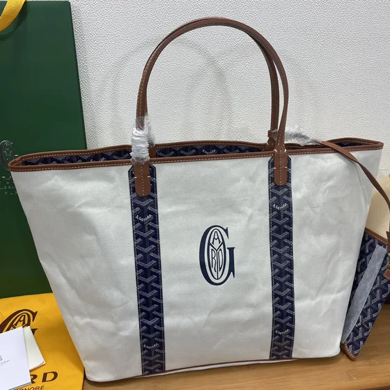 Goyard Saint Louis Pm Tote White Navy Blue Tote Bag