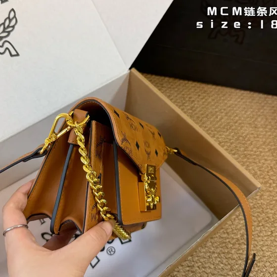 MCM Millie Visetos Bolsa transversal Cognac/Marrom 18cm Crossbody