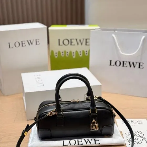 Loewe Amazona 23 Black 23 14 12cm Top Handle