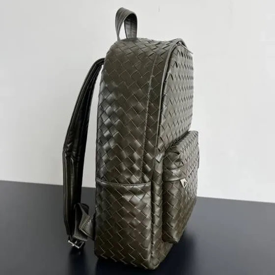 Bottega Veneta 730732 Dark Olive 46x30x14cm work