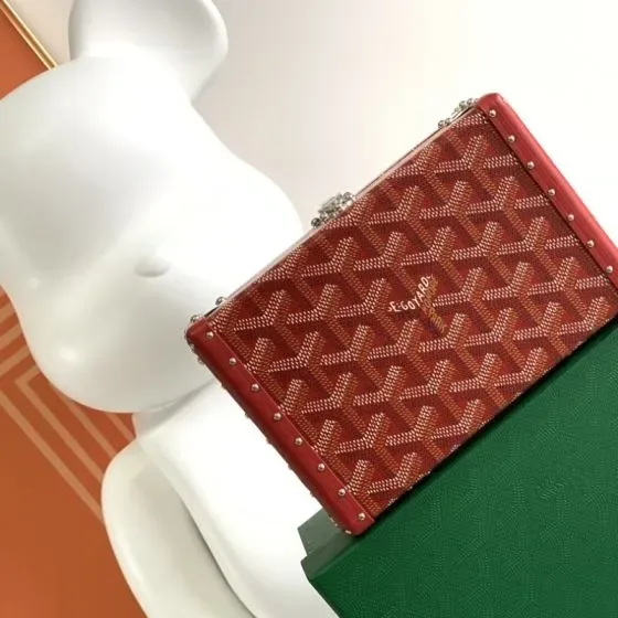 Goyard Minaudi re Trunk Red Clutch