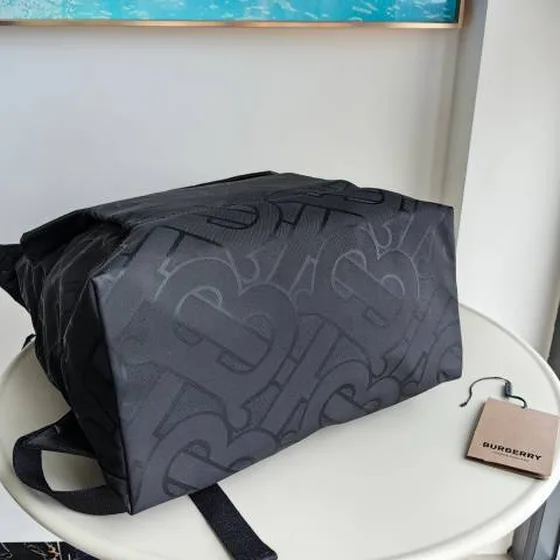 Burberry Negro 36 x 19 x 58 casual