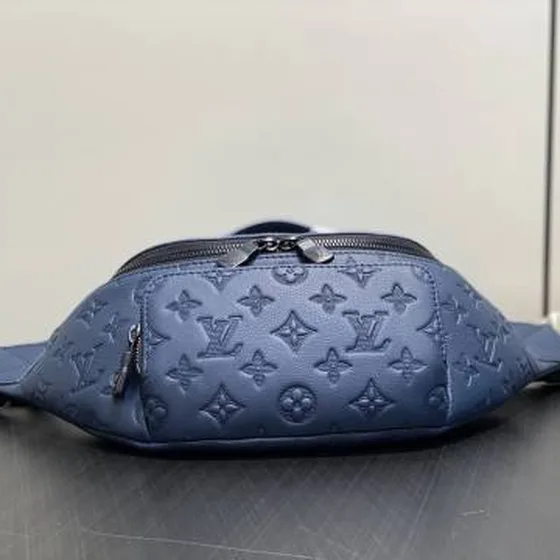 Louis Vuitton M14784 Blu Monogram Shadow 30 x 15 x 8 cm casual