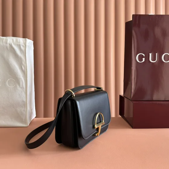 Gucci Gucci Softbit Shoulder Bag أسود Shoulder Bag