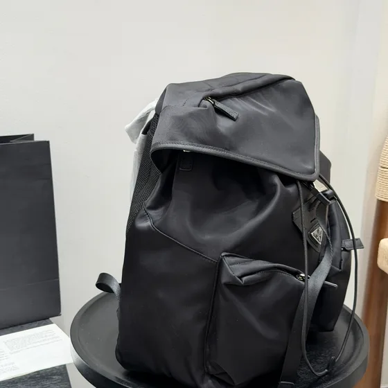 Prada Re-Nylon Medium Rygsæk Sort Rygsæk