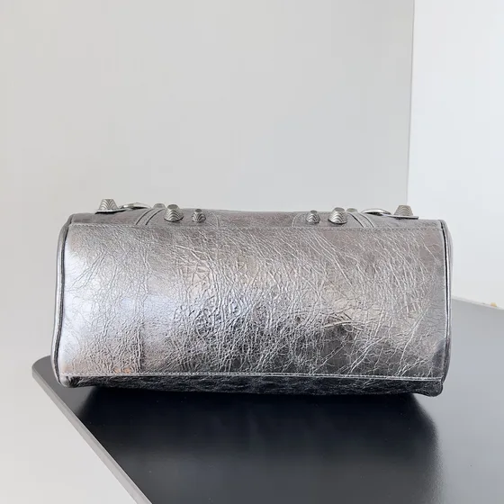 Balenciaga Le Cagole Duffle Bag Metallic Bạc Top Handle