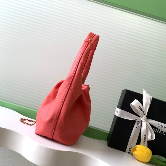 Chanel Cabas Hobo Coral Red Hobo