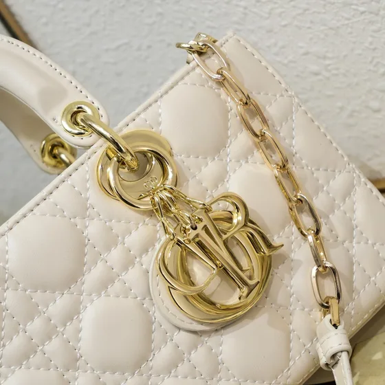 Dior Lady D-Joy Beyaz 26*6*14cm Üst sap