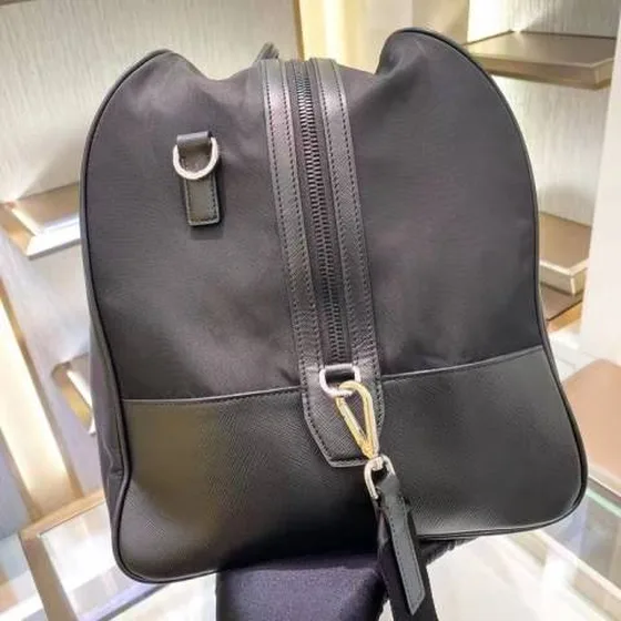 Prada Sort travel
