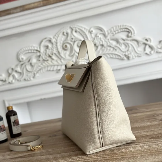 Hermes 24 24 White Top Handle