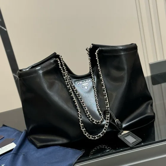 Prada Re-Edition 1995 Chaine Leather Tote Black Tote Bag