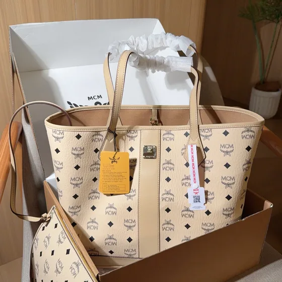 MCM Toni Visetos Tote Beige Shoppertasche