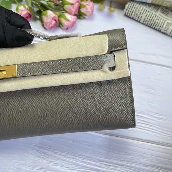 Hermes Kelly To Go Etain/Gris Mouette Clutch