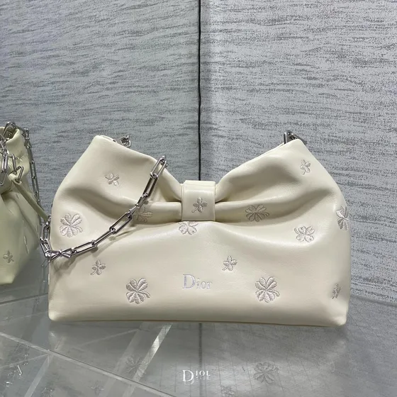 Dior Dior Traveler Bow Clutch With Chain Off-Trắng Clutch