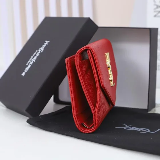 YSL Cassandre Matelassé Envelope Wallet أحمر Wallet