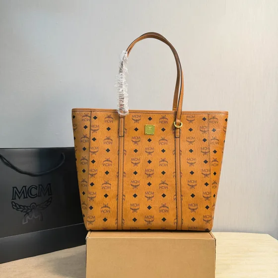 MCM Toni Visetos Top Shopper Tote Light Rosa Bolso tote