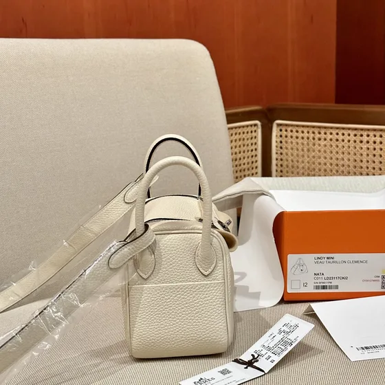 Hermes Mini Lindy Nata Crossbody