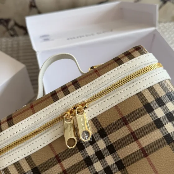 Burberry Check Crossbody Vanity Case Archive Beige Check With White Trim Crossbody