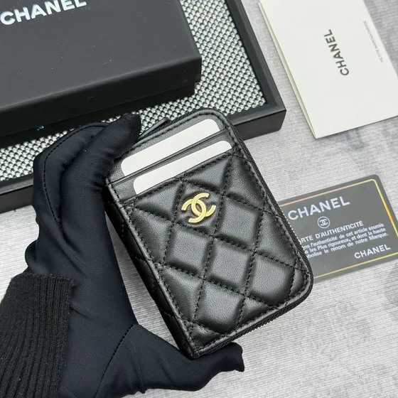 Chanel Diamond Quilted Zip Card Holder Black Card Holder