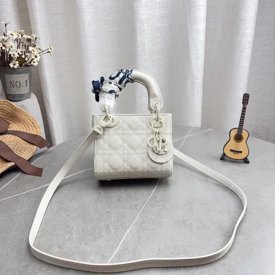 Dior Lady Dior Mint Verde Manico