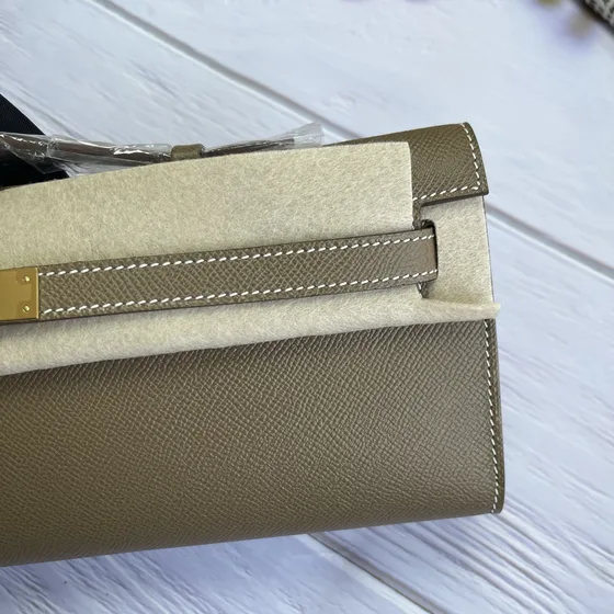 Hermes Kelly Longue To Go Etoupe Lommebok