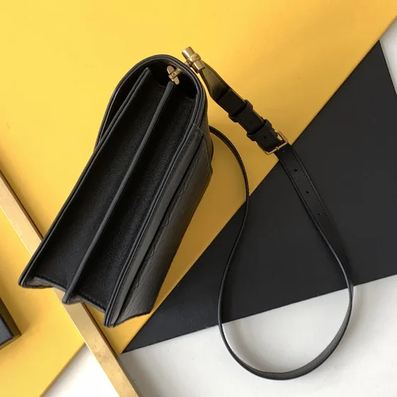 YSL Gaby Envelope Bag Preto Crossbody