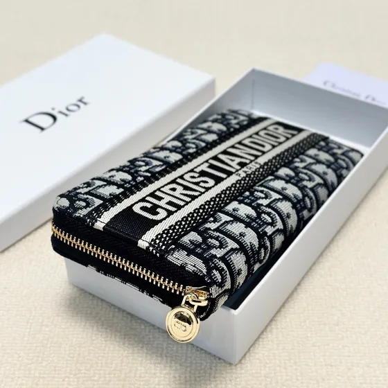Dior Long Zipped Wallet Dior Oblique Beige And Black Wallet
