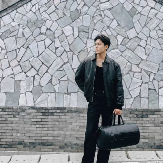 Louis Vuitton Black leather travel