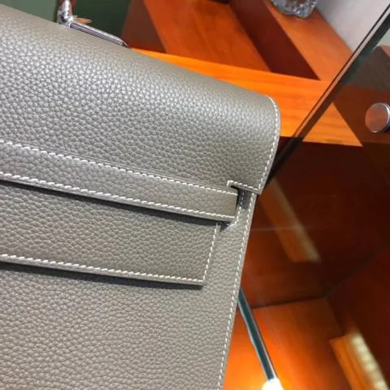 Hermes Kelly Etoupe 38cm business