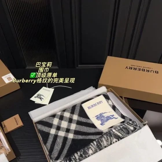 Burberry Check Cashmere Scarf Black White 168x30