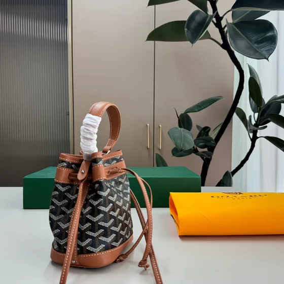 Goyard Petit Flot Spandtasketur Sort/Tan Crossbody