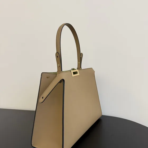 Fendi Peekaboo Iseeu Beige And Grass Green Top Handle