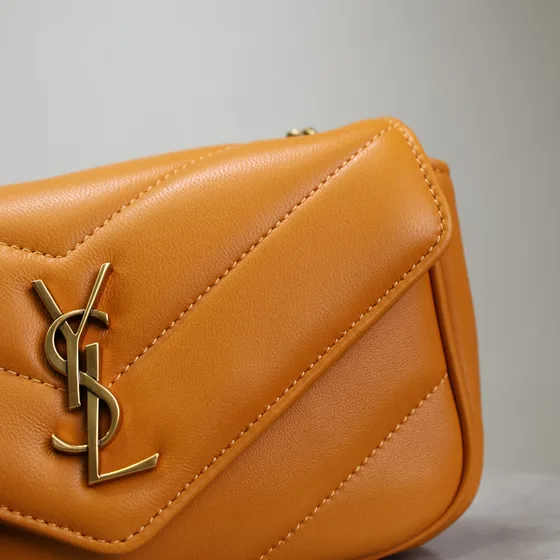 YSL Cassandre Matelassé Envelope Chain Bag Naranja Crossbody