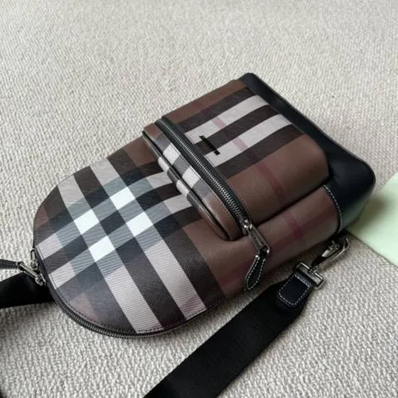 Burberry Ryggsäck Nova Check Plaid Brun Svart large crossbody