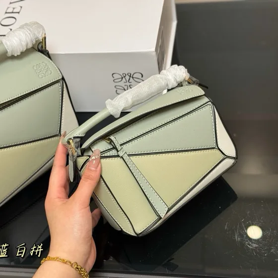 Loewe Puzzle Bag Light Xanh lá And Be Top Handle