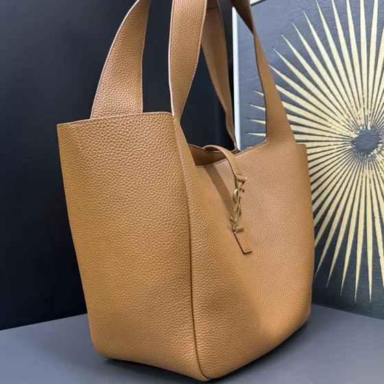 YSL Le 5 À 7 Bea Tote Camel Borsa tote