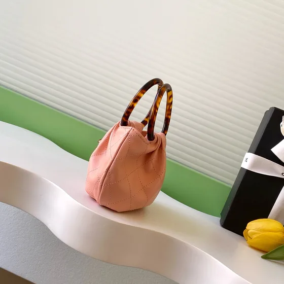 Chanel Ring Handle Hobo Mini Roze Bovenhandgreep