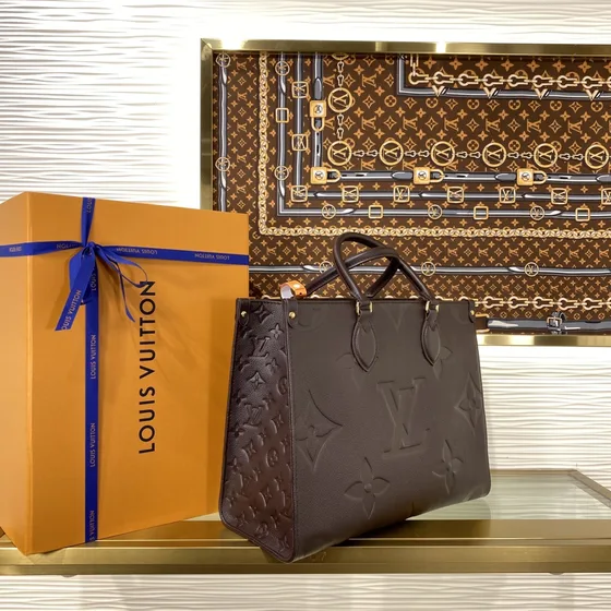 Louis Vuitton Onthego Svart Kass