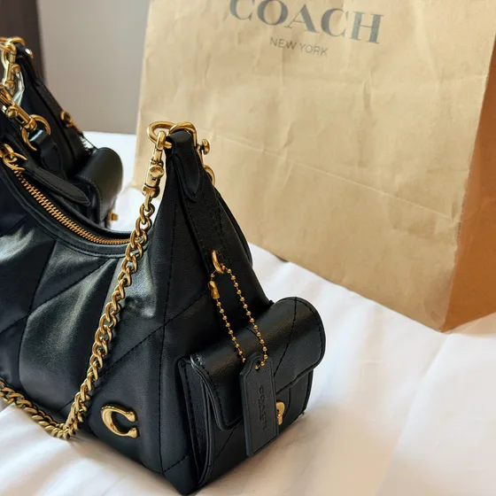 Coach Juliet 22 สีดำ 22cm Shoulder Bag