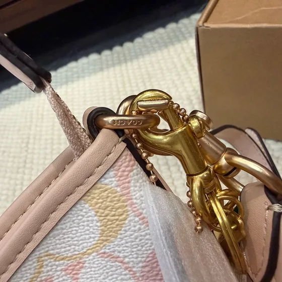 Coach Juliet Borsa a spalla Powder Rosa Multi Borsa a spalla