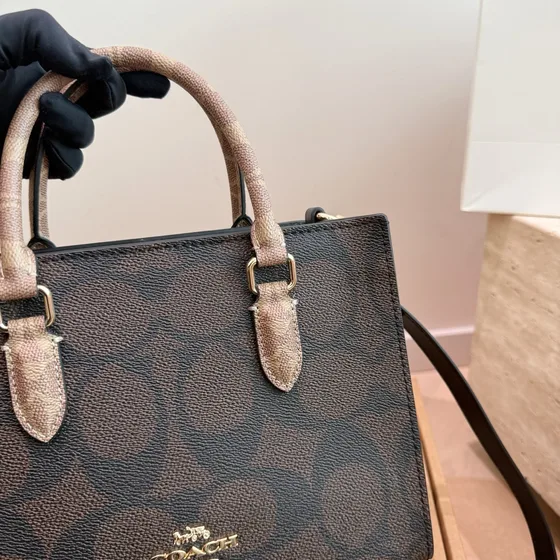 Coach Maggie Small Sac cabas Marron/Noir Anse supérieure
