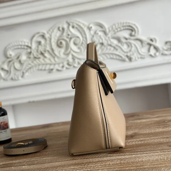 Hermes 24 24 Mini Beige Top Handle